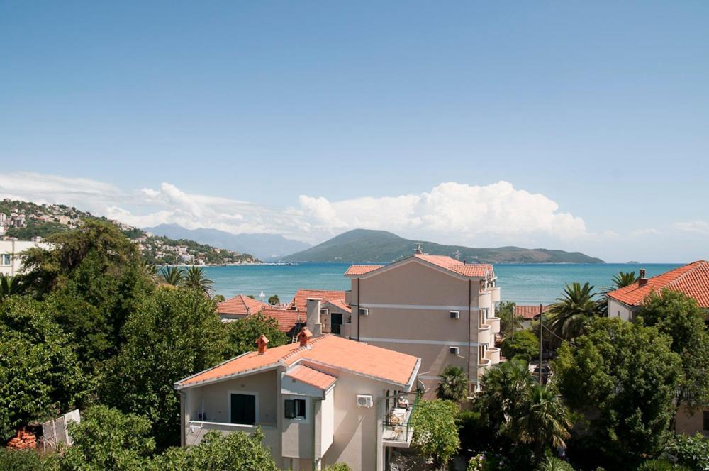 Apartments Grifone Lux Herceg Novi Exteriér fotografie