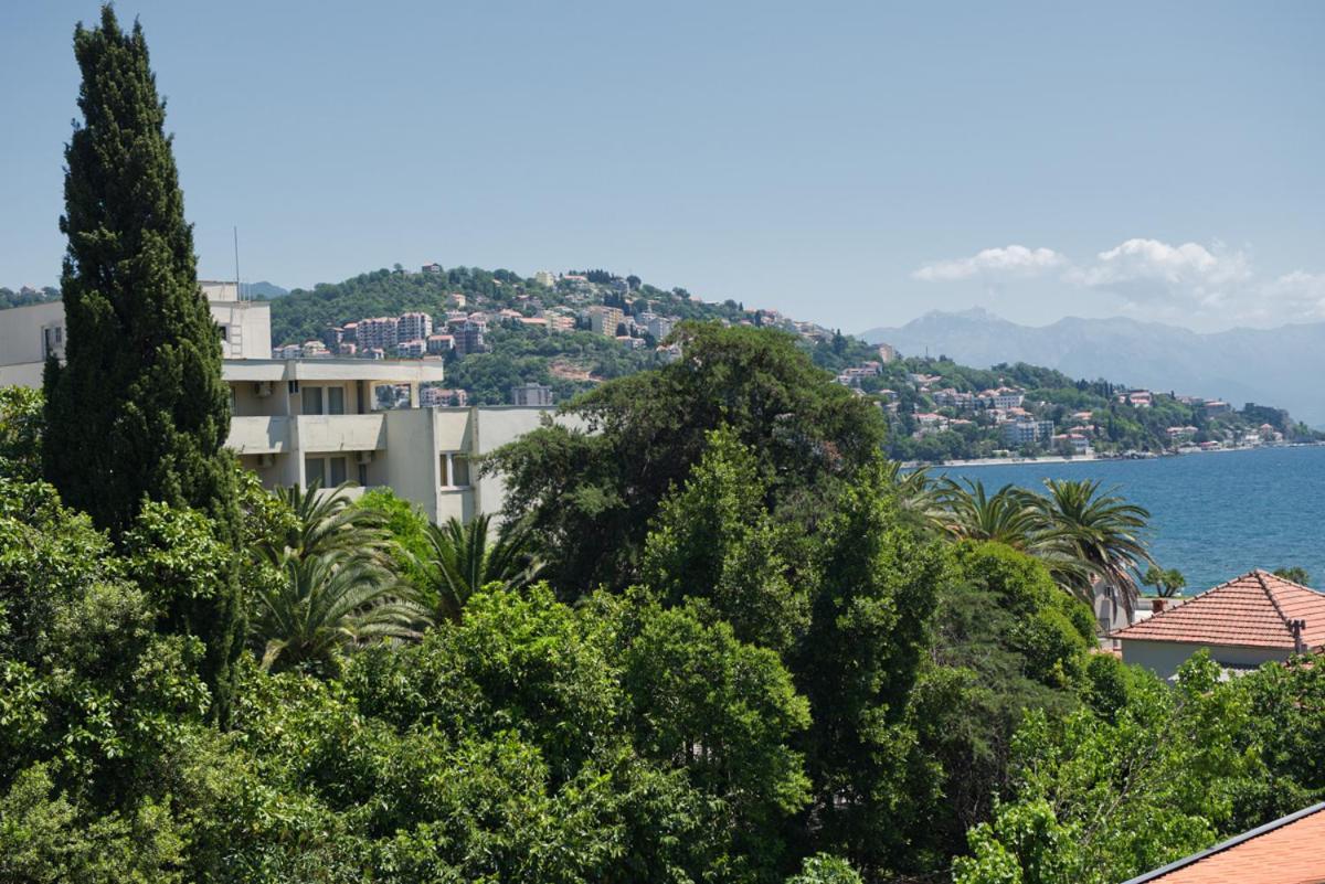Apartments Grifone Lux Herceg Novi Exteriér fotografie