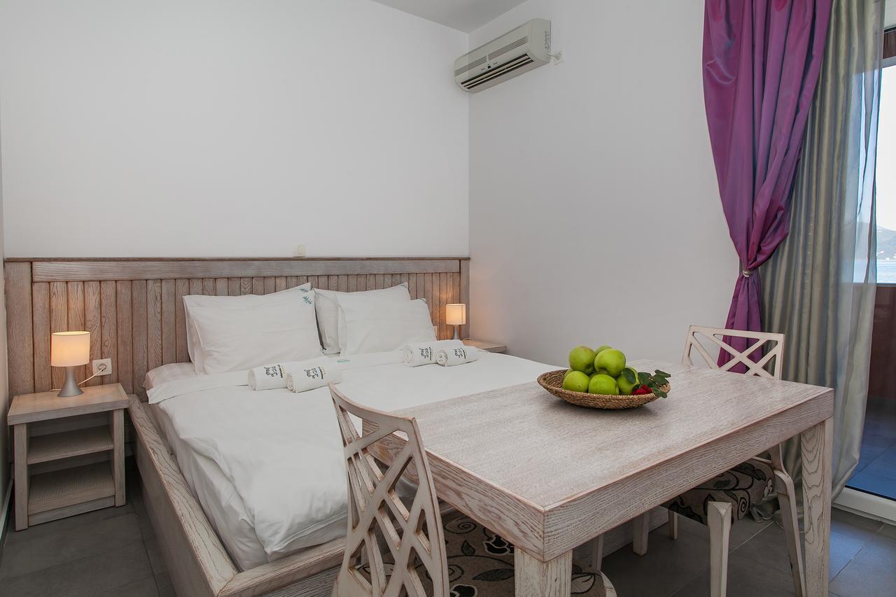Apartments Grifone Lux Herceg Novi Exteriér fotografie