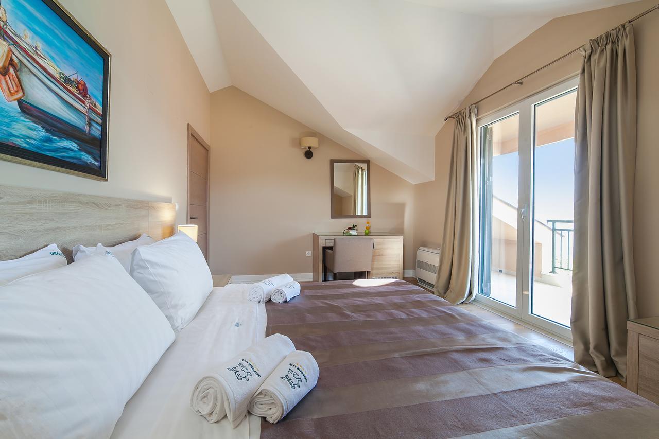 Apartments Grifone Lux Herceg Novi Exteriér fotografie