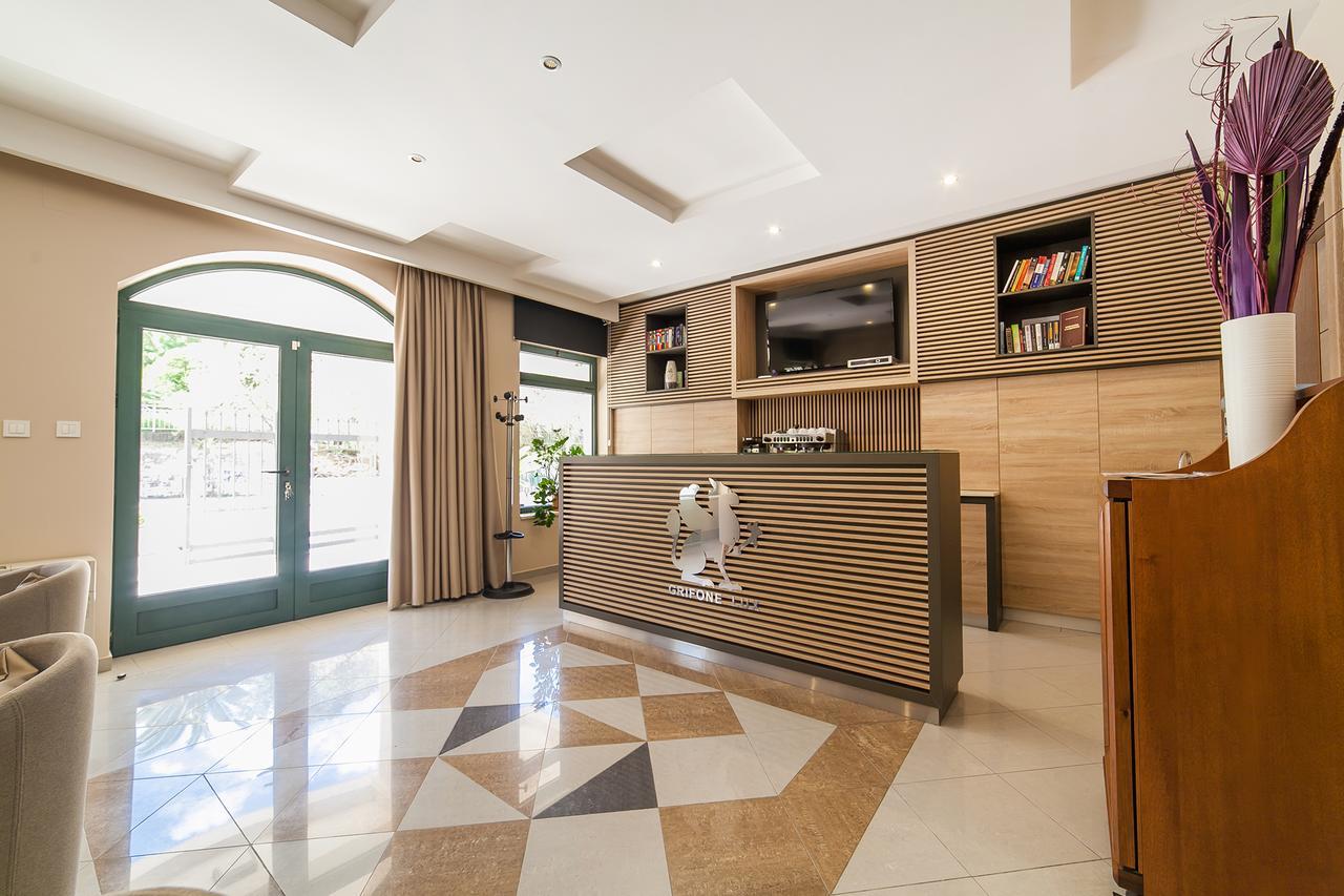 Apartments Grifone Lux Herceg Novi Exteriér fotografie